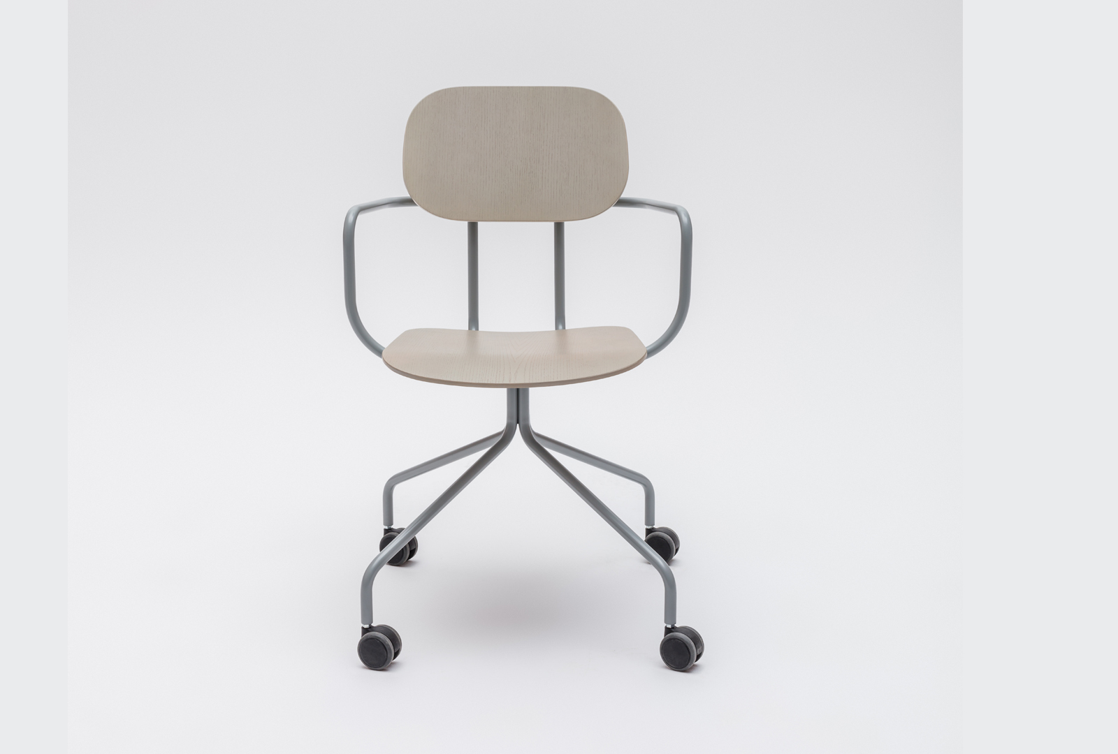 New School chair with headrest 2